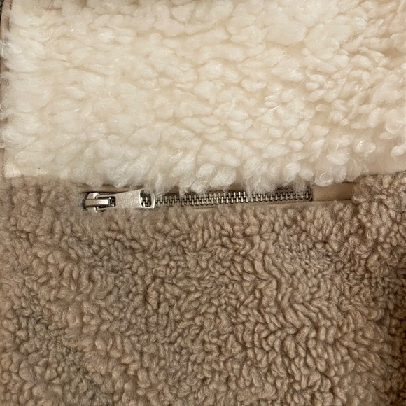Abercrombie & Fitch Cream Taupe Colorblock Zip Up Sherpa Jacket - Picture 7 of 14